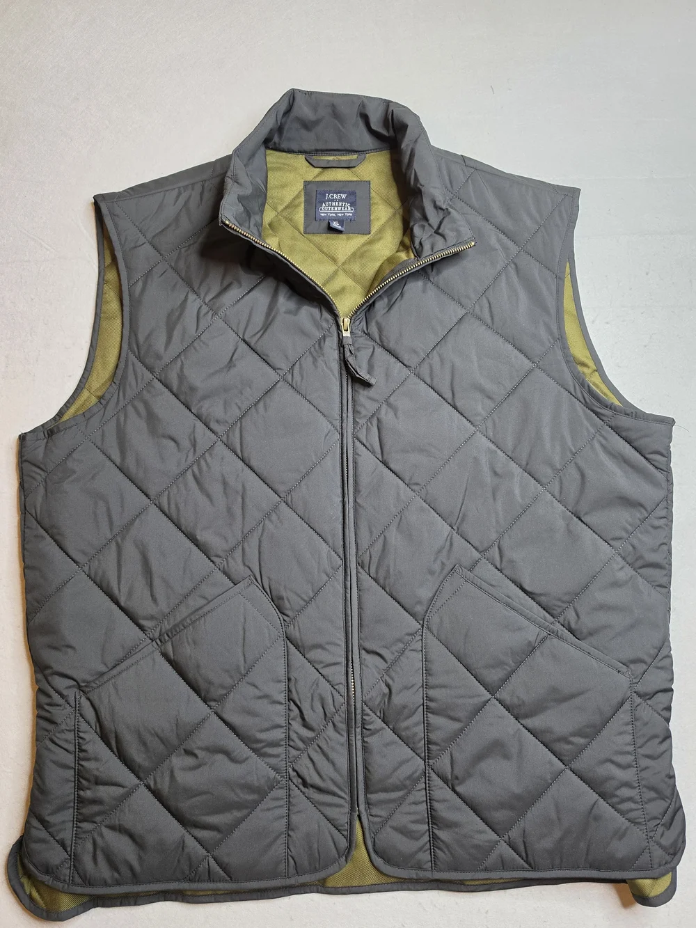 J. Crew Authentic Outerwear Men's Black Full‎ Zipper Quilted Puffer Vest Size XL